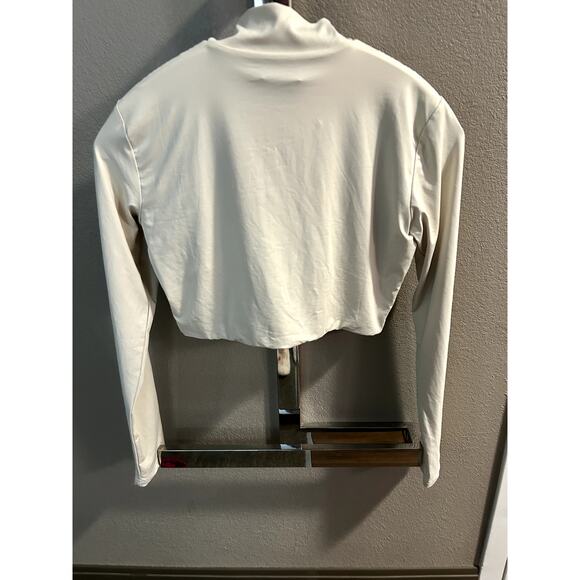 Meshki Ashlea Long Sleeve Zip Up Crop Top Sand Size Large - Picture 4 of 7